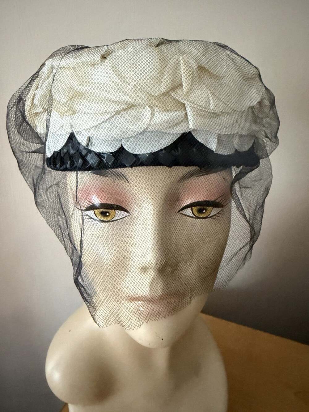 Vintage 60s White Floral Covered Black Raffia Pillbox Hat w/ Black Netting